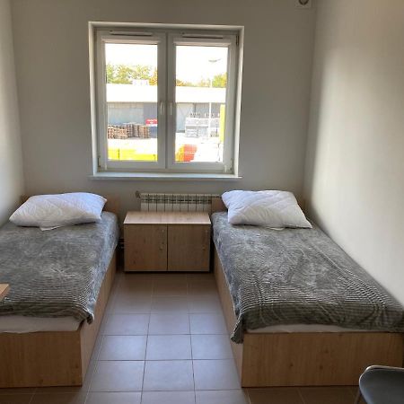 Hostel Przy Stadionie Jaworzno Ngoại thất bức ảnh
