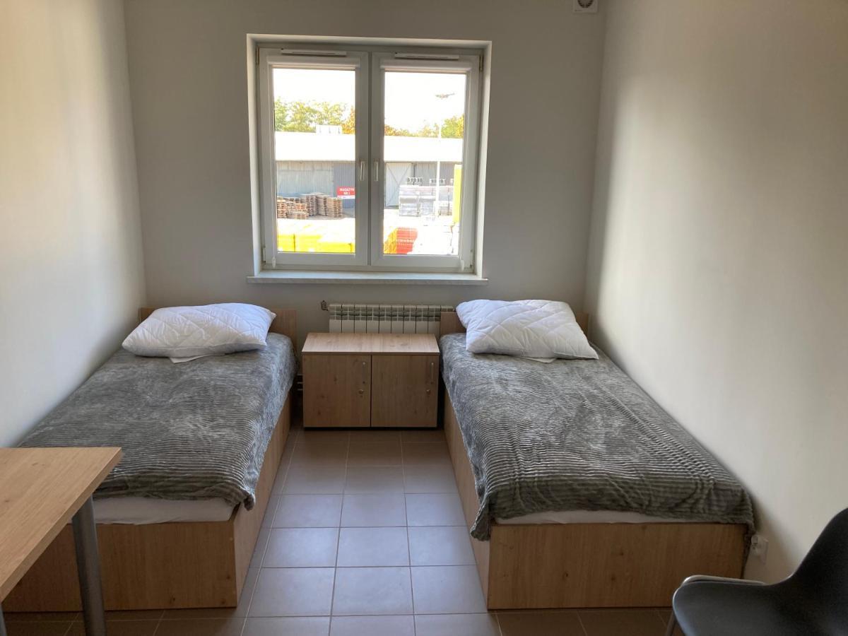 Hostel Przy Stadionie Jaworzno Ngoại thất bức ảnh